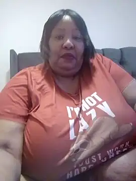 nancy111 live cam on StripChat