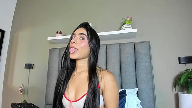 dalila30x live cam on StripChat