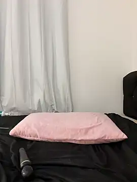 Mel_PinkBR webcam