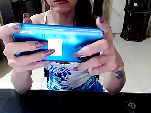 Trish_CurveCock live cam on StripChat