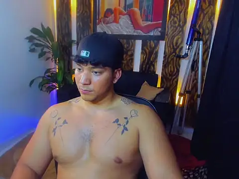 AUSTIN_GREGOR01 live cam on StripChat