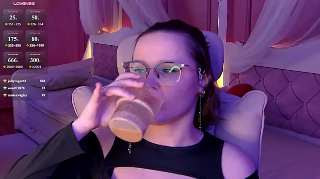 AgnesRay live cam on StripChat