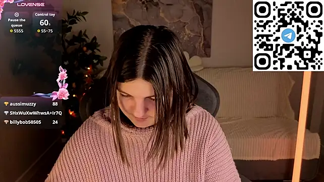 Kitty_Liikk live cam on StripChat