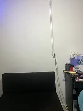 LuiguiMoore live sex cam