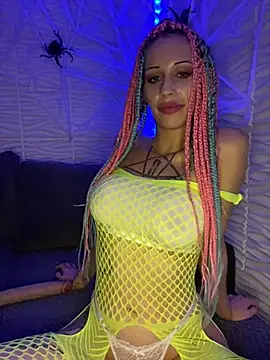 Dolly-Delicious live cam on StripChat