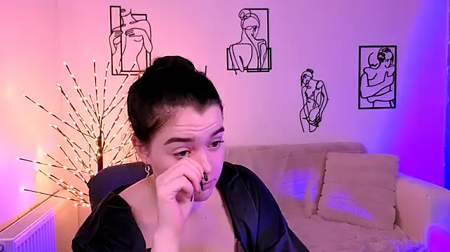 monica_xcx live cam on StripChat