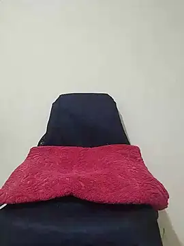 zhraa-arbic live cam on StripChat
