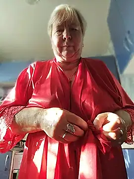 EffectFiona live cam on StripChat
