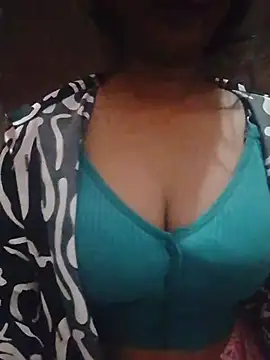 Ayesha_khan2