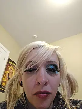 AmethystFoxx webcam