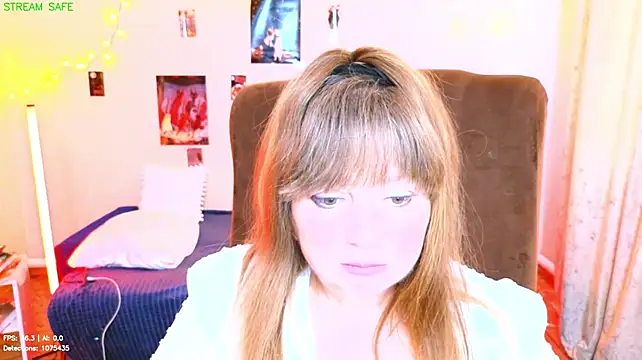 Melania_Cook