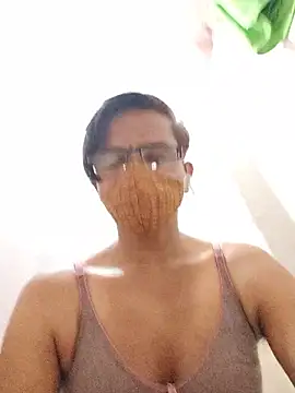 bottom_monty live cam on StripChat