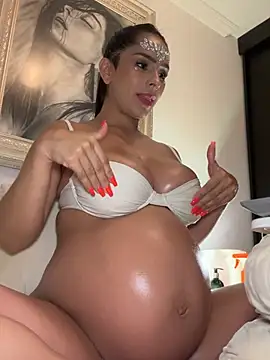 Mau_White