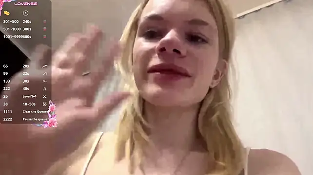 tutsicuttie live cam on StripChat
