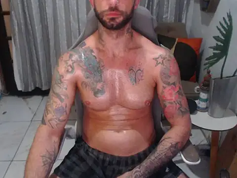 NycolasRJ live cam on StripChat