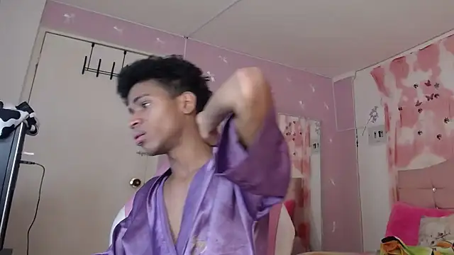 Santy_bigcock_01
