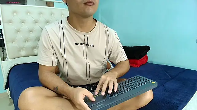 horny_steven_room