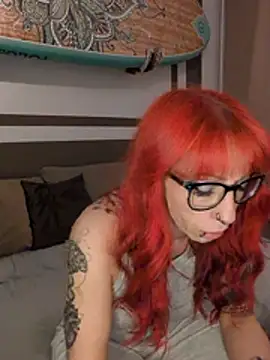 Ruby_Rebel live cam on StripChat