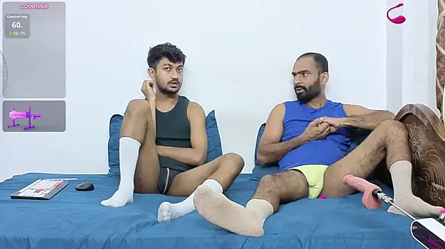 DesiDaddyandSon webcam