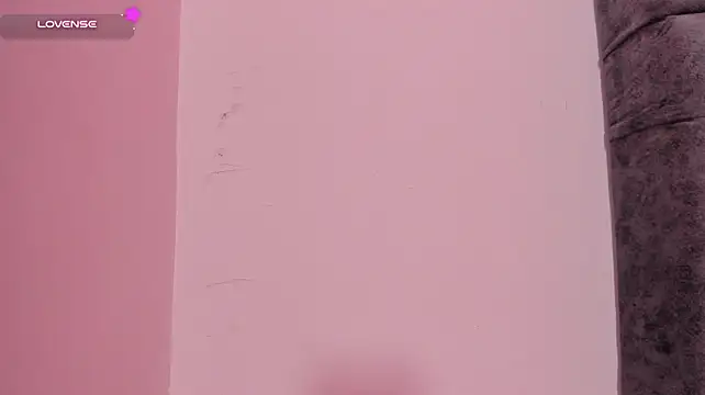 MissCurvyTop