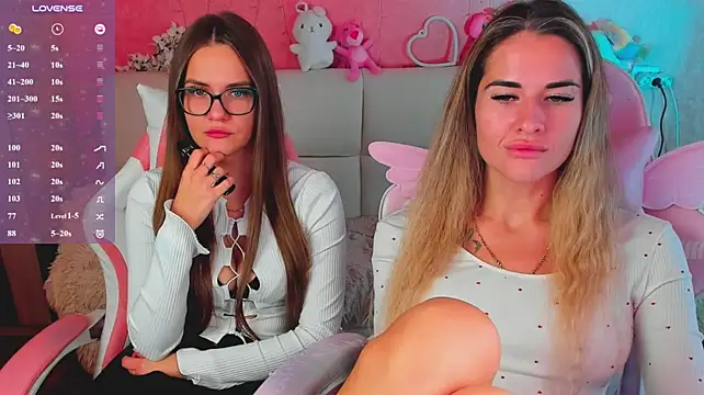 hotty_girls_here