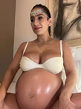Mau_White webcam