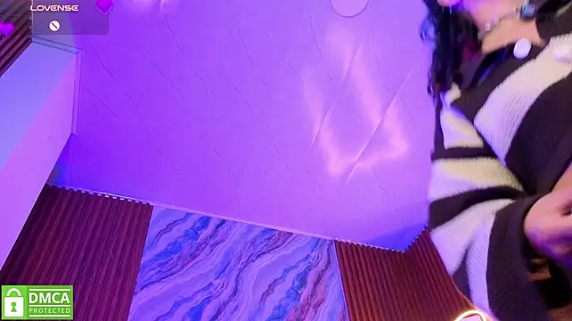 kristen_tay webcam