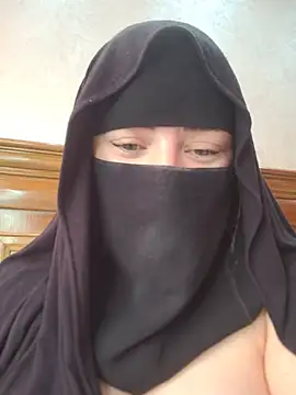 bisan sexy