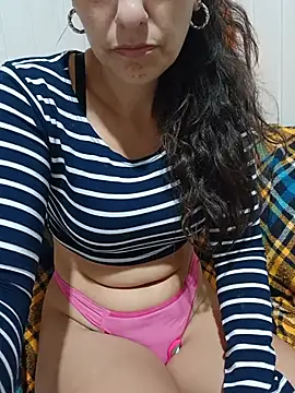 lupita_sol (G milf) - Masturbation dildo in pussy