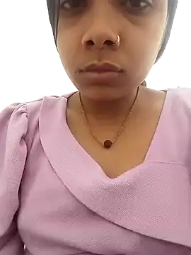 priti_rawat live cam on StripChat