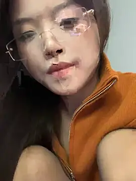 yue-ai live cam on StripChat