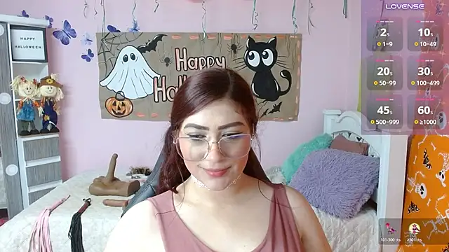 BRIATHOMAS live cam on StripChat