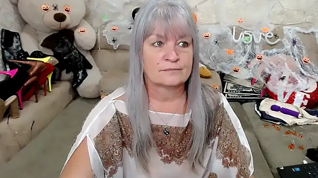 SiberiabBerry live cam on StripChat