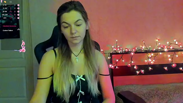 Sweet_me_ live cam on StripChat