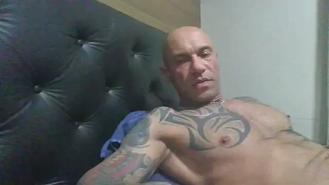 arcanjoblackxxx (Ask my age) - goal cum 669 tokens