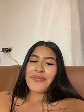 andrea_gomes_