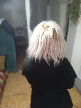 LilaniLoverx live cam on StripChat