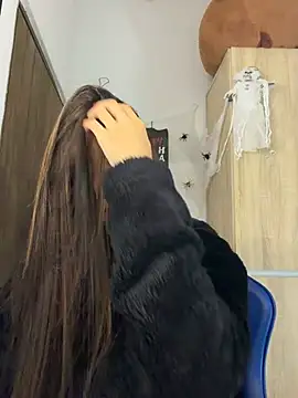 milleradhara24 (G young) - fingers in my wet pussy