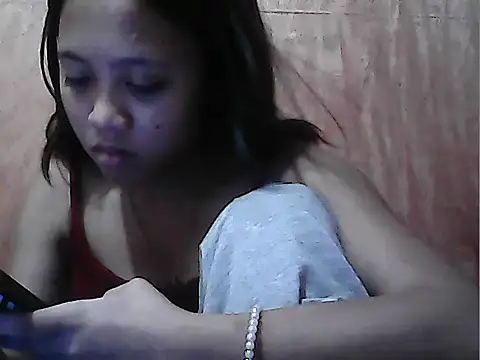 Yours_AsianPinayGirl18 live cam on StripChat