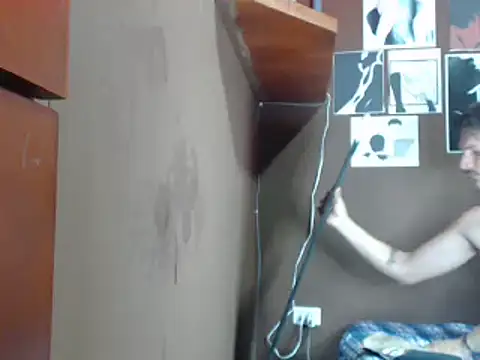 AlphaMercury live cam on StripChat