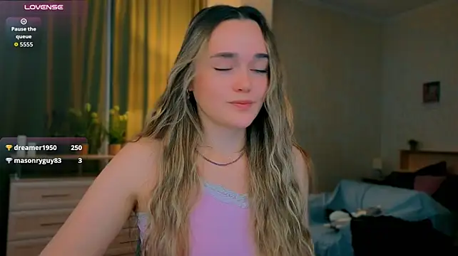 earthfantasyy live cam on StripChat