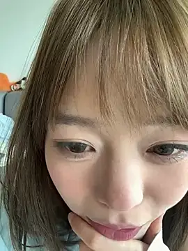HaoHao-7 live cam on StripChat