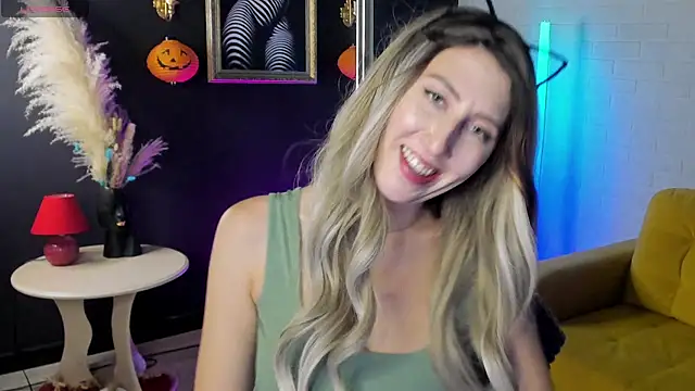 LunaSn0w1 webcam