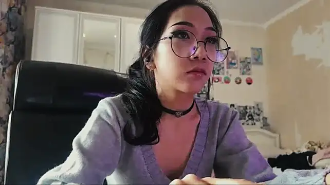 JoiePaschall live cam on StripChat