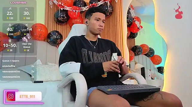 ette_star (M twink) - sexydance+naked