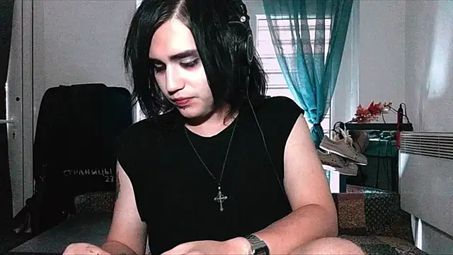 sademobeer live cam on StripChat