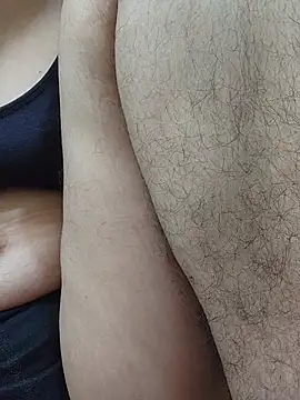 CuteSarikaLIVE live cam on StripChat