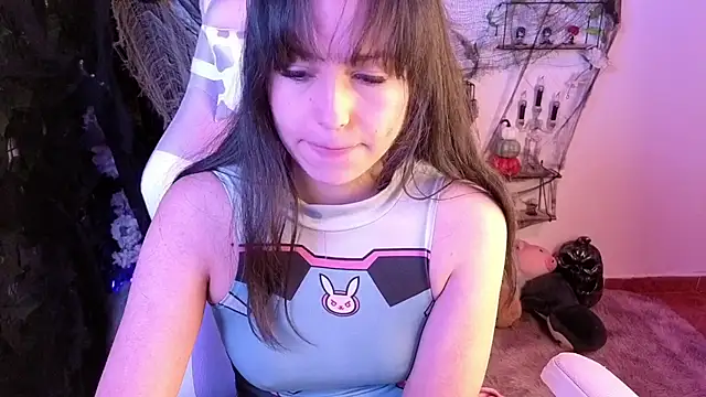 Eymmy_24 live cam on StripChat