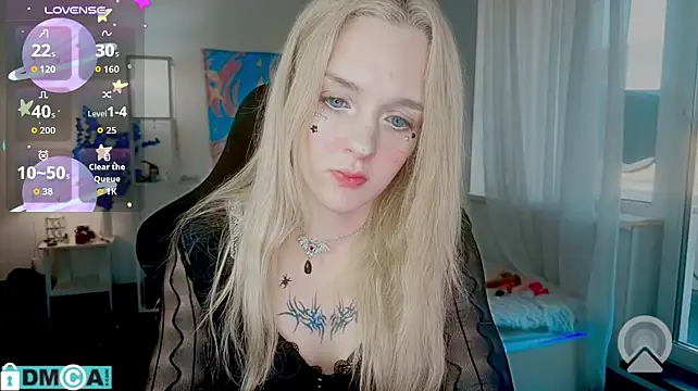 Aliceglass__ live cam on StripChat