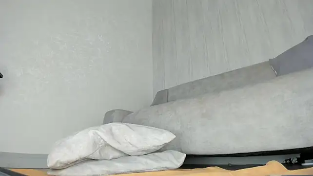 emy_lovee webcam